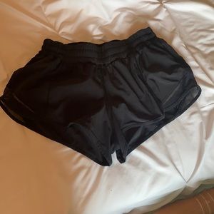 lulu lemon shorts! barely worn! size 6